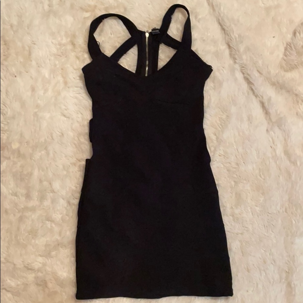 Body con back cutout detail dress